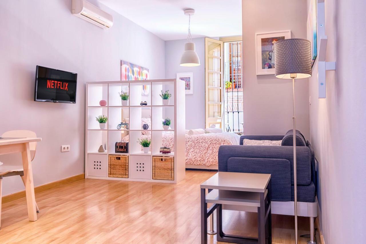 -Malagasunapts- Vibrant Historic City Centre מראה חיצוני תמונה